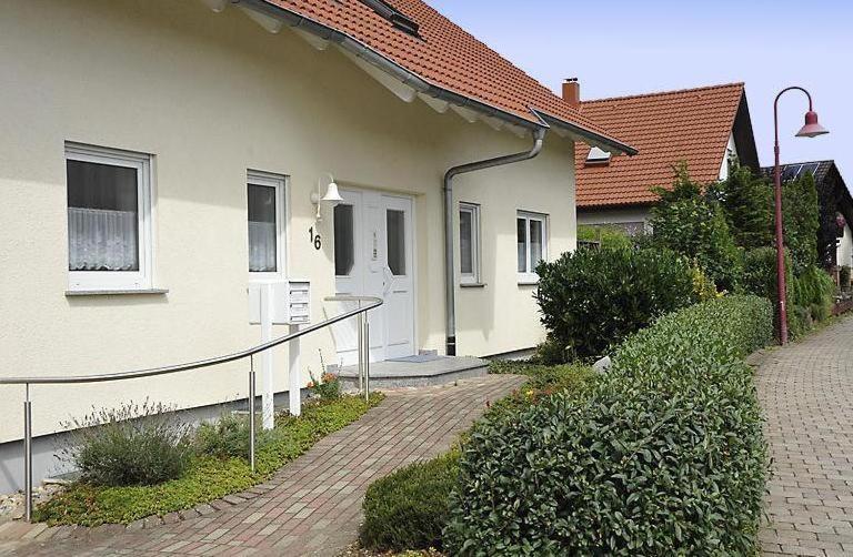 Gaestehaus-Apres-Park Руст Экстерьер фото